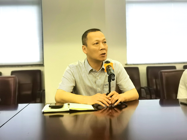 1788762069104884.jpg 赵晓斌主持修网.jpg